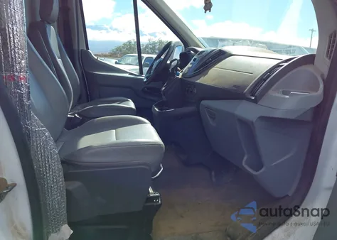 2016 Ford Transit-250 z USA, uszkodzony, nr VIN 1FTYR2CMXGKA18751